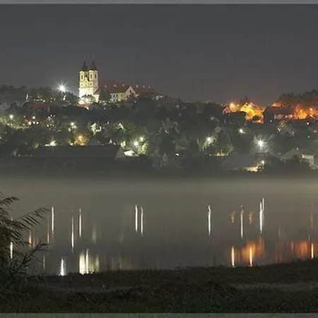 Zoltan Borhaza Tihany